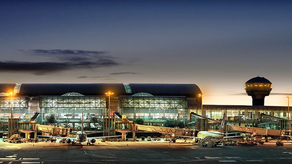 İzmir Adnan Menderes Airport terminal at dusk